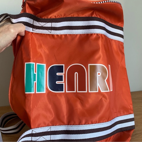 NWOT! Henri Bendel Limited Edition Duffle Bag - Picture 10 of 11